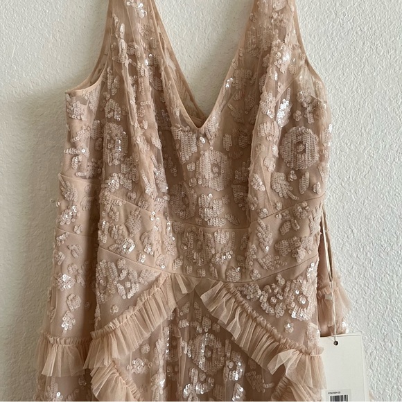 Mac Duggual Sequined Scallop Ruffle Tiered V Neck 9162 Gown - Blush Size 22 NWT - Picture 5 of 10